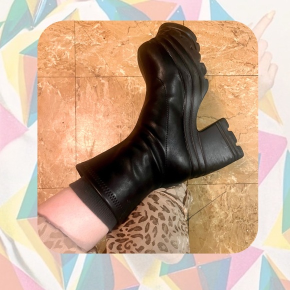 🆕 black Y2K chunky platform heel slip on boots - Picture 4 of 16
